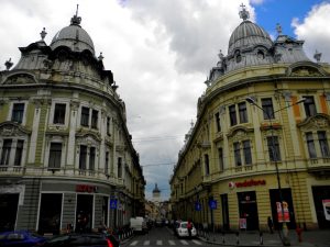 Strada în oglindă din Cluj - obiectiv unic în Transilvania 1